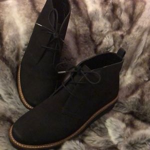 Clarks Artisan Women’s Desert Boots